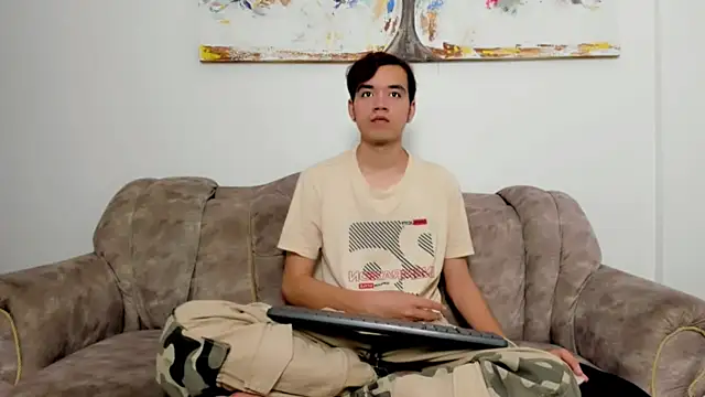 bunny maxi online show from 11/25/25, 12:27