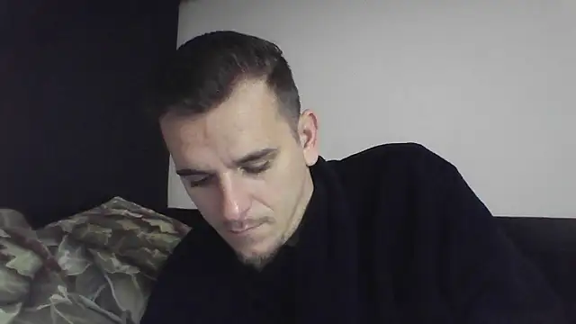 Huge cock22cm online show from 12/03/24, 08:27