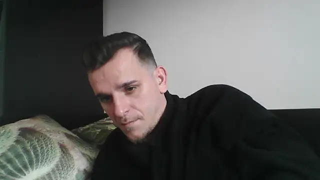 Huge cock22cm online show from 01/26/25, 10:34