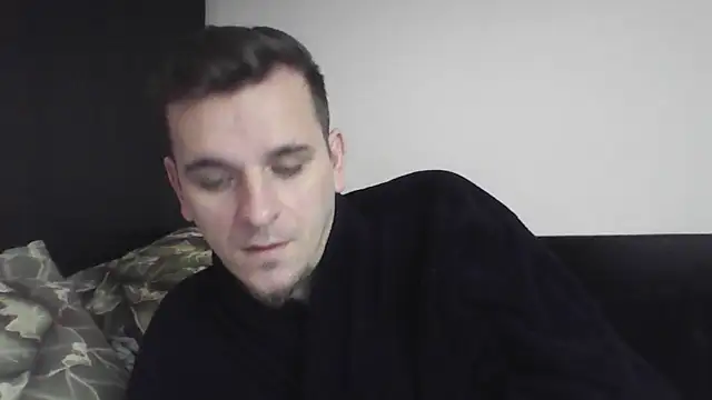 Huge cock22cm online show from 02/12/25, 07:55