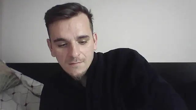 Huge cock22cm online show from 03/16/25, 10:00