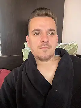 Huge cock22cm online show from 05/23/26, 07:46