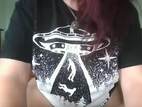 Snapshot of MissKisu chatting on 10/13/25, 08:14 MissKisu online show from 10/13/25, 08:14