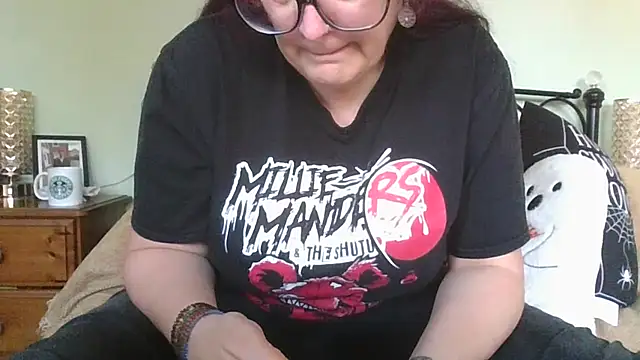 Snapshot of MissKisu chatting on 12/02/25, 11:15 MissKisu online show from 12/02/25, 11:15