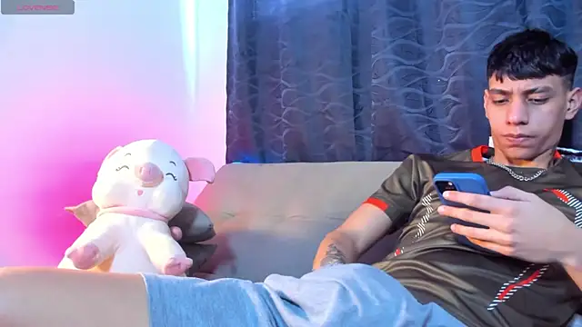 Josep Davies online show from 01/04/25, 10:13