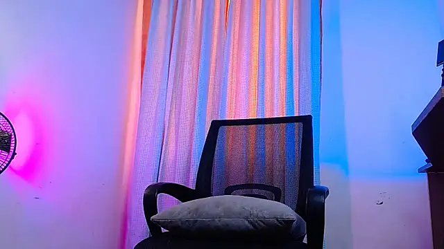 DanteSantoro online show from 04/01/26, 02:36