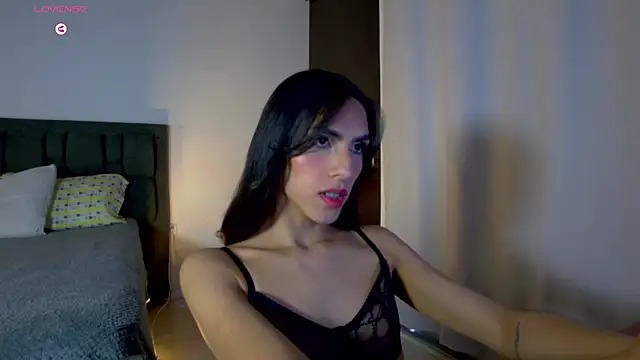 AlanaSofiia online show from 06/04/26, 07:42
