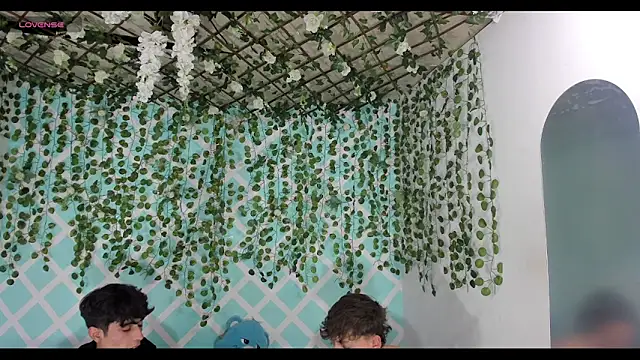 oliverhot2005 online show from 01/12/26, 01:22