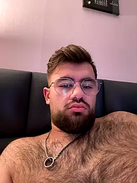 yxssxn24403 online show from 10/08/25, 06:11