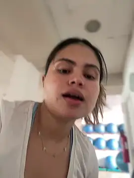 Snapshot of melanny10 chatting on 12/07/24, 12:35 melanny10 online show from 12/07/24, 12:35