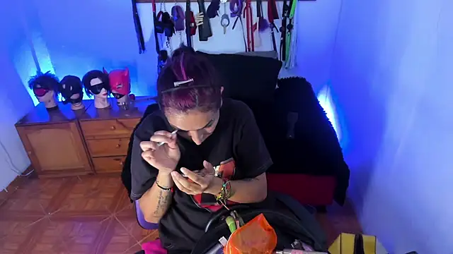 LucyStrike  online show from 12/15/25, 10:47