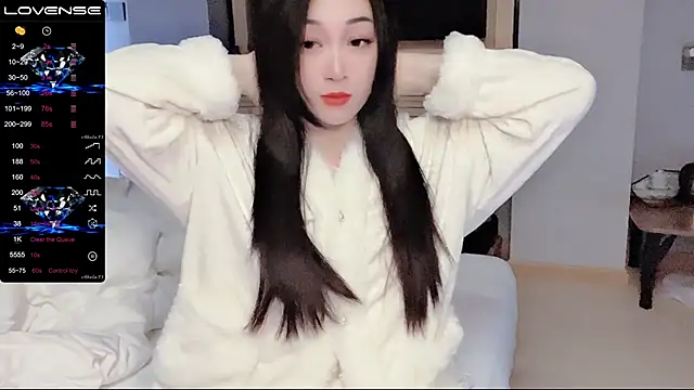 Snapshot of kolll88 chatting on 02/14/25, 02:07 kolll88 online show from 02/14/25, 02:07