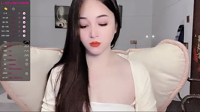 Snapshot of kolll88 chatting on 03/10/25, 06:59 kolll88 online show from 03/10/25, 06:59