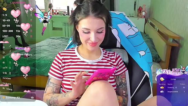 folinskayyya online show from 04/15/26, 06:42