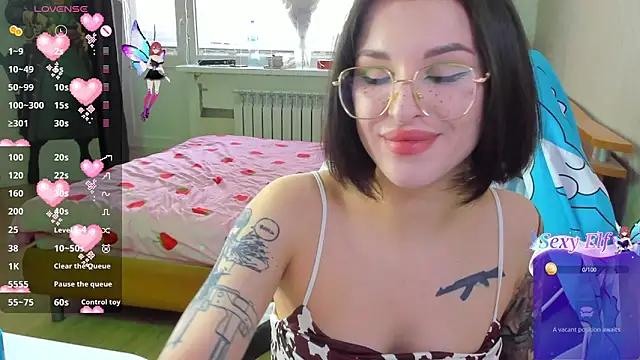 folinskayyya online show from 04/18/26, 06:17