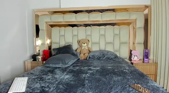 Snapshot of candy-sam28 chatting on 02/17/25, 11:09 candy-sam28 online show from 02/17/25, 11:09