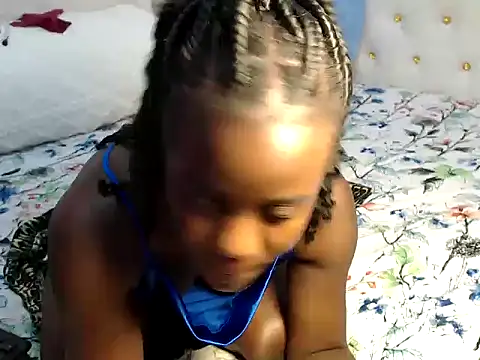 CherryColla online show from 04/24/26, 05:21