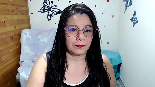 lilisa777 online show from 10/06/25, 12:19