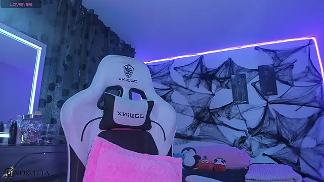 satanbabee online show from 10/04/25, 11:36