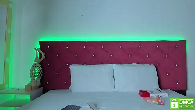 Ruth harvey  online show from 02/19/25, 11:38