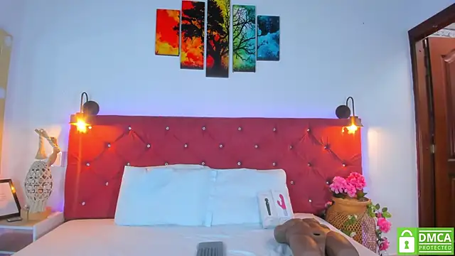 Ruth harvey  online show from 09/22/25, 01:02