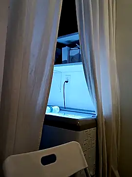 Snapshot of VitaminmanFL chatting on 10/26/25, 01:55 VitaminmanFL online show from 10/26/25, 01:55