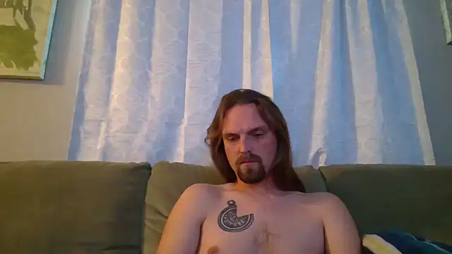 Snapshot of VitaminmanFL chatting on 11/22/25, 12:37 VitaminmanFL online show from 11/22/25, 12:37