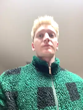 Snapshot of jerk_it_out69 chatting on 10/11/25, 11:25 jerk it out69 online show from 10/11/25, 11:25