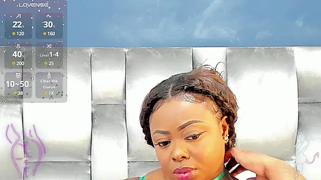 CamilaBenitez online show from 03/17/25, 09:34