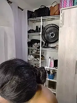 CamilaBenitez online show from 05/26/26, 10:39