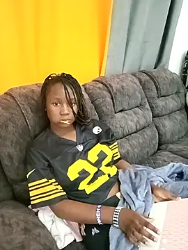 carenic online show from 10/22/25, 05:56