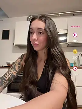 emiliasommer online show from 06/02/26, 03:58