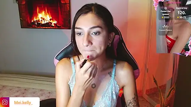 Mei Kelly online show from 11/12/25, 01:17