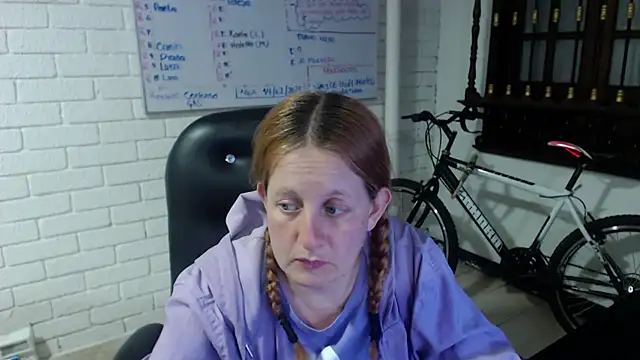 ViioletaMora online show from 02/28/25, 03:59