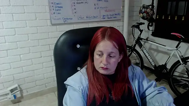 ViioletaMora online show from 03/03/25, 10:42