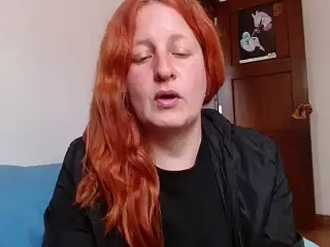 ViioletaMora online show from 10/06/25, 06:27