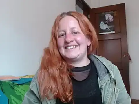 ViioletaMora online show from 10/29/25, 09:27