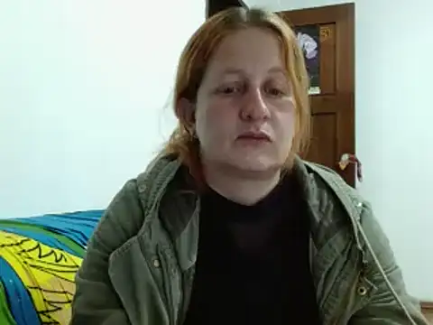 ViioletaMora online show from 11/20/25, 11:04