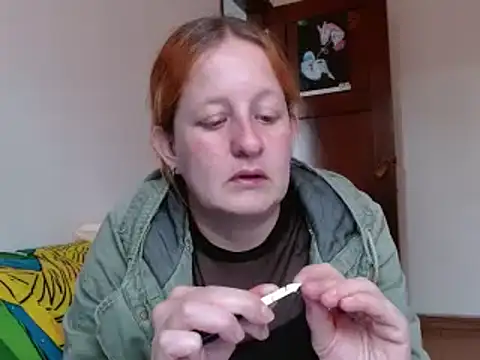 ViioletaMora online show from 12/04/25, 09:34