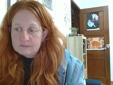 ViioletaMora online show from 05/09/26, 04:39