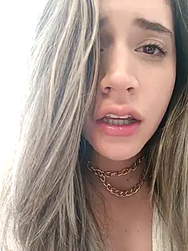 maliciaworld online show from 02/22/25, 05:02