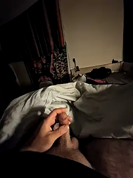 PinkedCocktail online show from 12/21/25, 08:38