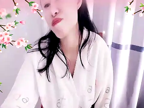 Snapshot of xiaoxuer chatting on 01/12/25, 04:42 xiaoxuer online show from 01/12/25, 04:42