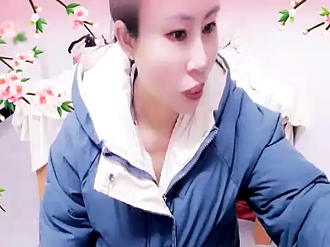 Snapshot of xiaoxuer chatting on 02/10/25, 05:03 xiaoxuer online show from 02/10/25, 05:03