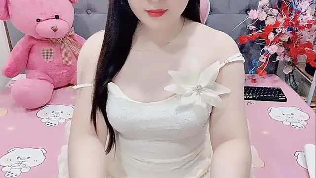 Funikio online show from 12/05/25, 02:31