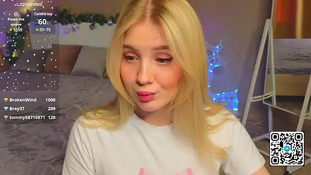 oliviabr0wn0 online show from 01/23/25, 05:02