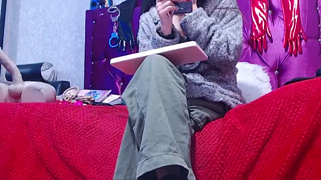 AyshaScott online show from 02/09/26, 01:48