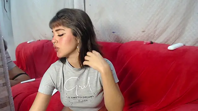 Melody phillips2 online show from 02/04/25, 10:43