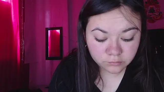 NikkiRous  online show from 10/02/25, 02:24