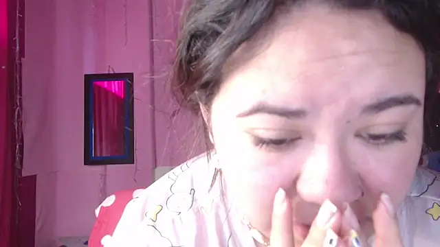 NikkiRous  online show from 10/23/25, 12:26